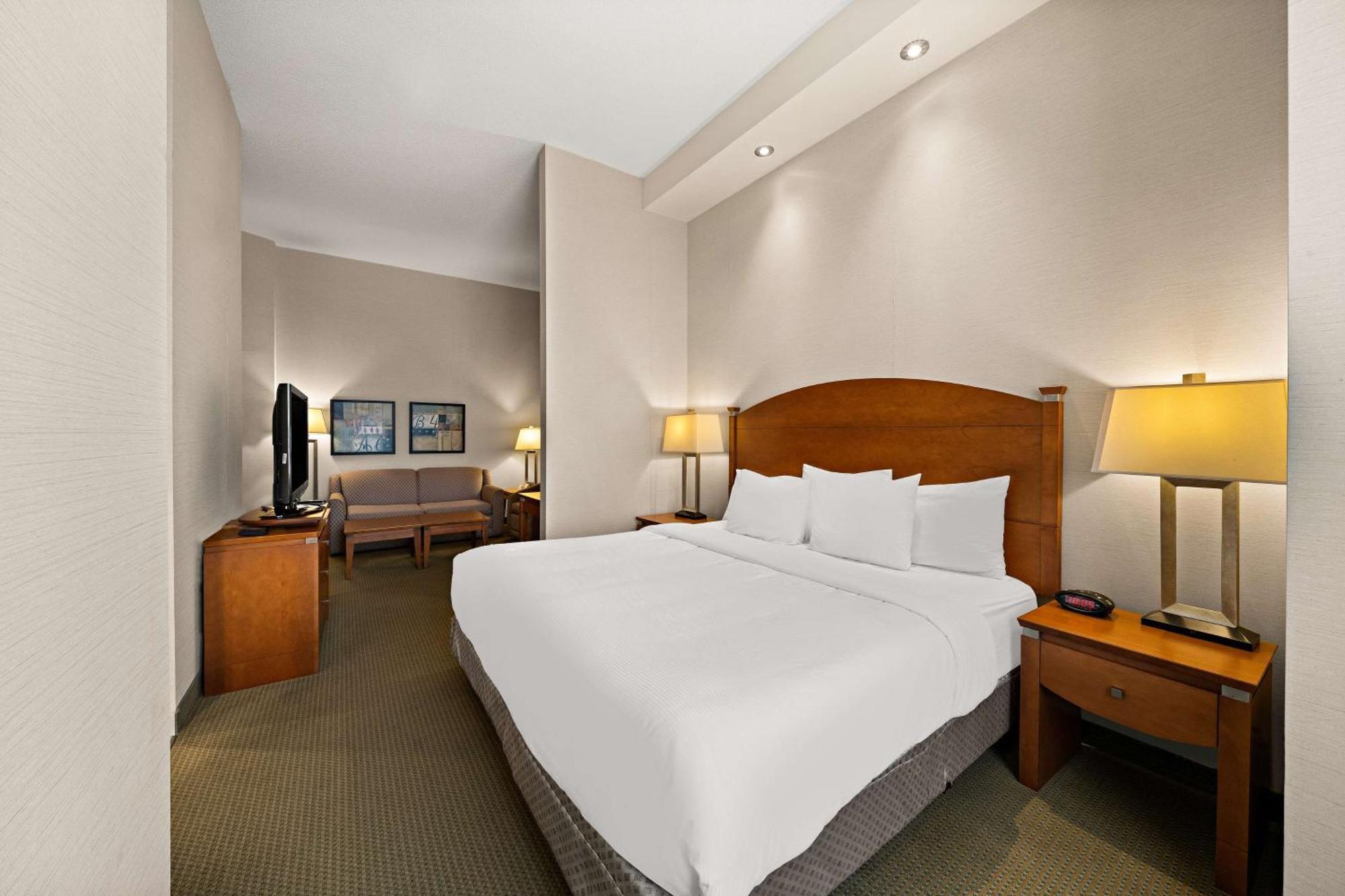Hotel Western & Orangeville